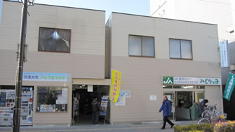 �����������ʂ菤�X��